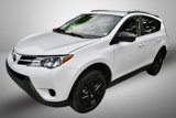 Used 2013 Toyota RAV4 LE image 2