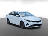 Used 2023 Kia Forte LXS image 3