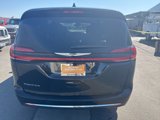 Certified 2023 Chrysler Pacifica Touring-L image 4