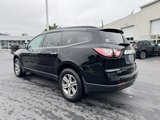 Used 2017 Chevrolet Traverse LT image 3