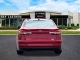Used 2020 Ford Fusion SE image 4
