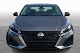 Used 2024 Nissan Altima 2.5 SV image 3