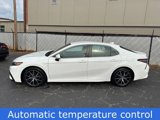 Used 2021 Toyota Camry SE image 4