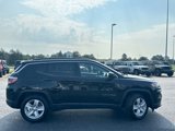 Used 2022 Jeep Compass Latitude w/ Sun and Sound Group image 2