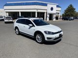 Used 2019 Volkswagen Golf Alltrack S image 2