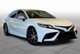 Used 2022 Toyota Camry SE image 2