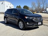 Used 2022 Ford Edge Titanium image 3