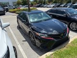 Used 2020 Toyota Camry image 3