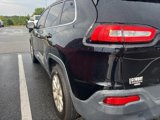 Used 2018 Jeep Cherokee Latitude Plus image 4