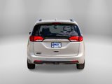 Used 2017 Chrysler Pacifica Touring-L Plus image 3