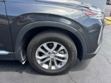 Used 2020 Hyundai Santa Fe SE image 2