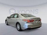 Used 2018 Toyota Camry LE image 4