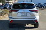 Used 2024 Toyota Highlander LE image 5