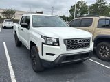 Used 2022 Nissan Frontier SV w/ Technology Package image 3
