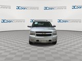 Used 2010 Chevrolet Suburban LT image 3