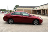 Used 2016 Toyota Camry SE image 3