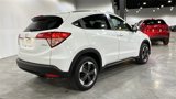 Used 2018 Honda HR-V EX-L image 2