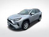 Used 2021 Toyota RAV4 LE image 3