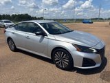 Used 2024 Nissan Altima 2.5 SV image 5