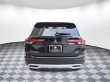 Used 2024 Mitsubishi Outlander SEL image 6