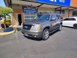Used 2011 GMC Yukon SLT image 3