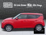 Used 2022 Kia Soul LX image 2