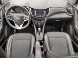 Used 2018 Chevrolet Trax LT w/ LT Convenience Package image 5