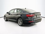 Used 2021 Volkswagen Jetta R-Line image 5