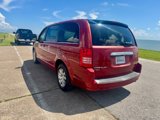Used 2009 Chrysler Town & Country LX image 6