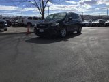 Used 2023 Chrysler Pacifica Touring-L image 2