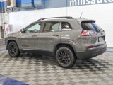 Used 2023 Jeep Cherokee Altitude Lux image 4