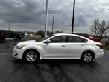 Used 2014 Nissan Altima 2.5 S w/ Display Audio Package image 2