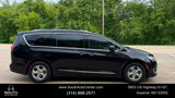 Used 2017 Chrysler Pacifica Touring-L Plus image 4