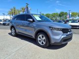 Used 2022 Kia Sorento LX image 3