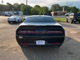 Used 2022 Dodge Challenger SXT image 4