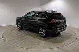 Used 2019 Jeep Cherokee Limited image 3