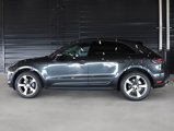 Certified 2025 Porsche Macan image 2