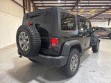 Used 2015 Jeep Wrangler Unlimited Rubicon w/ Connectivity Group image 5
