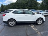 Used 2019 Chevrolet Equinox LS image 2