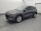 Used 2020 Ford Escape SE image 2
