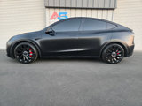Used 2023 Tesla Model Y Performance image 3