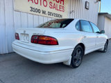 Used 1999 Toyota Avalon XL image 2