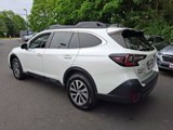 Used 2022 Subaru Outback Premium image 5