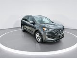 Used 2020 Ford Edge Titanium image 2