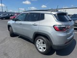 Certified 2022 Jeep Compass Latitude w/ Convenience Group image 6