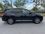 Used 2014 Nissan Pathfinder SL image 3