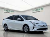 Used 2017 Toyota Prius Two image 2
