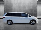 Certified 2016 Toyota Sienna LE image 4