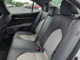 Used 2020 Toyota Camry XLE image 4