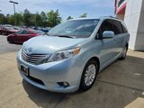 Used 2015 Toyota Sienna XLE image 3